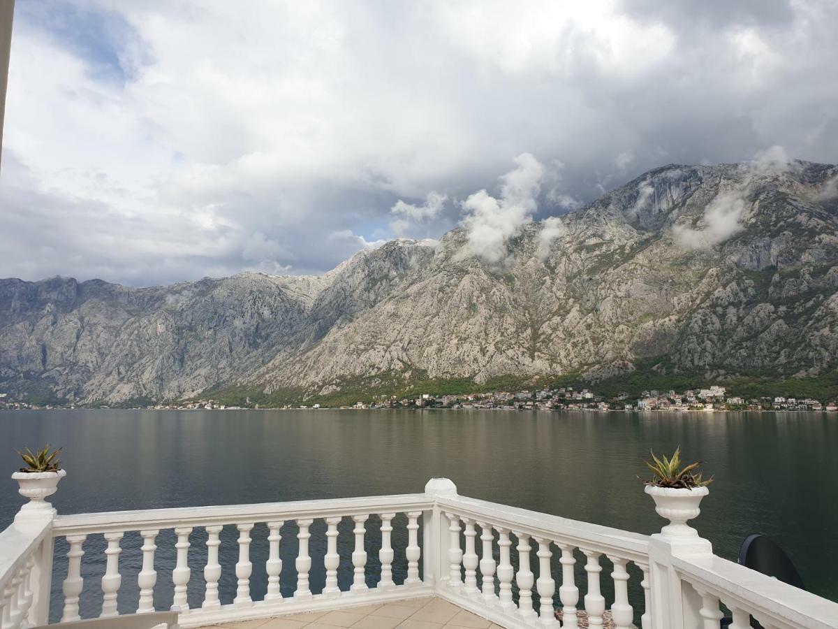 Apartments Sovran Vila Marija Prcanj Luaran gambar